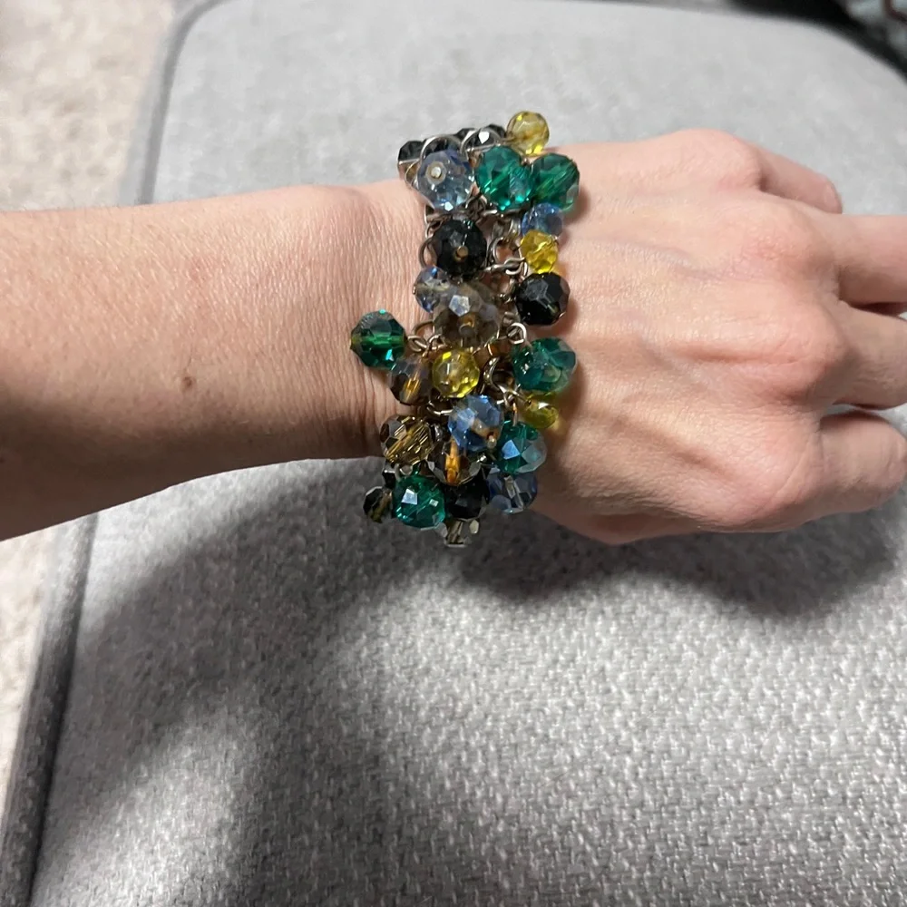 Vintage Elegant  Multicolor Beaded Bracelet unknown age 80’s look - Picture 3 of 5